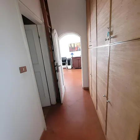 Luca Via Gavazzo 18 Apartment *