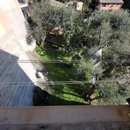Luca Via Gavazzo 18 * Bonassola